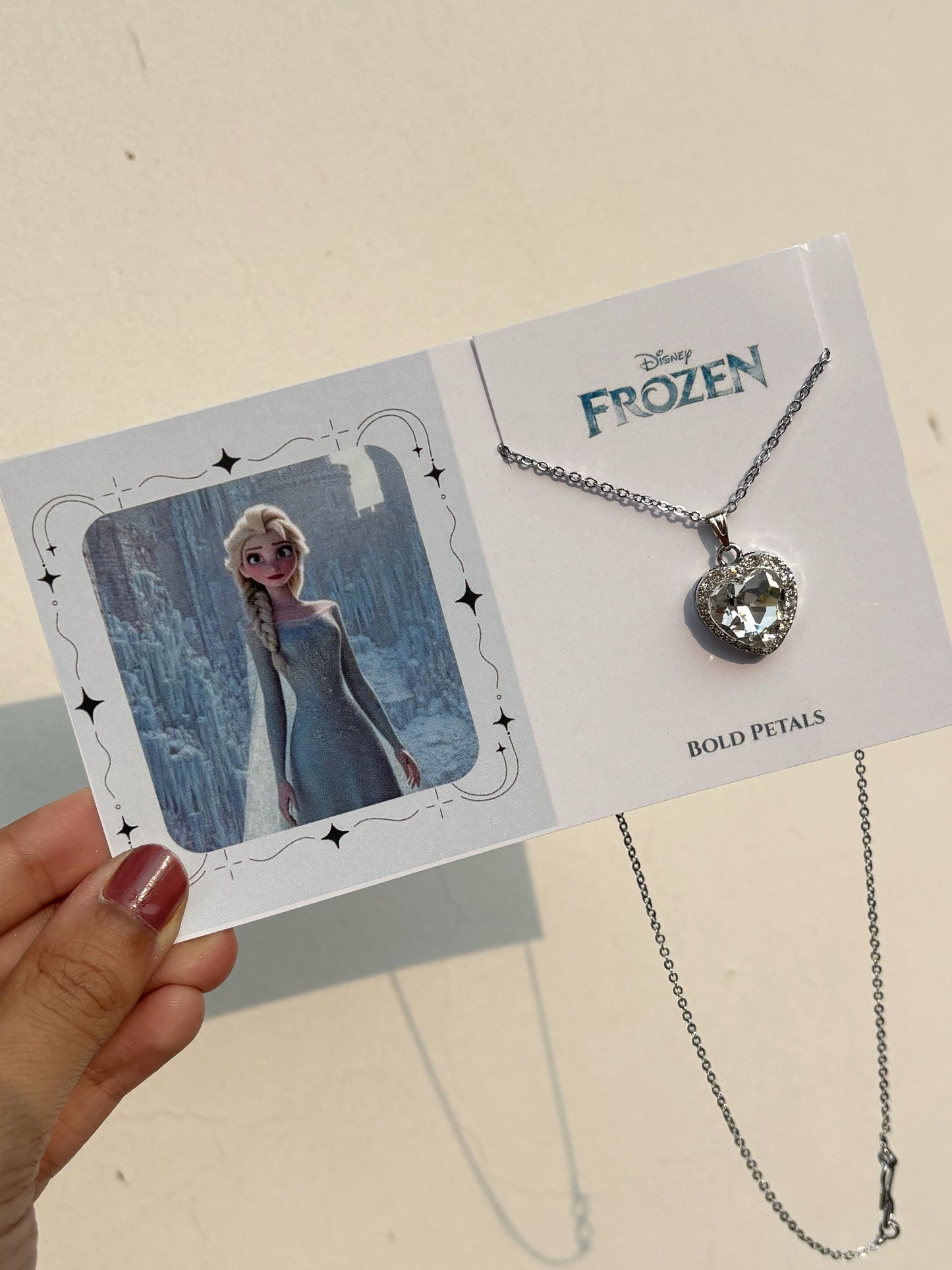 ELSA❄️ (Disney pendant)