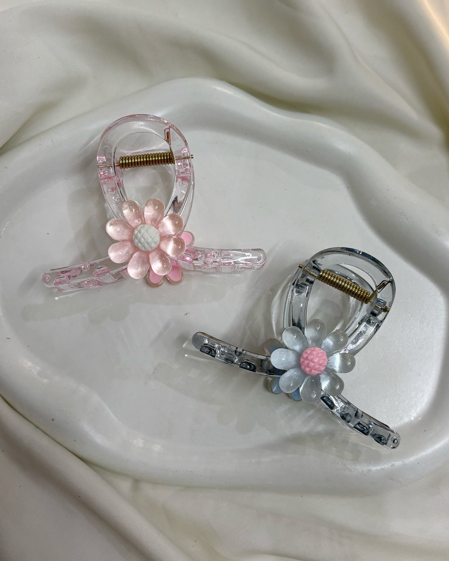 Crystal flower claws