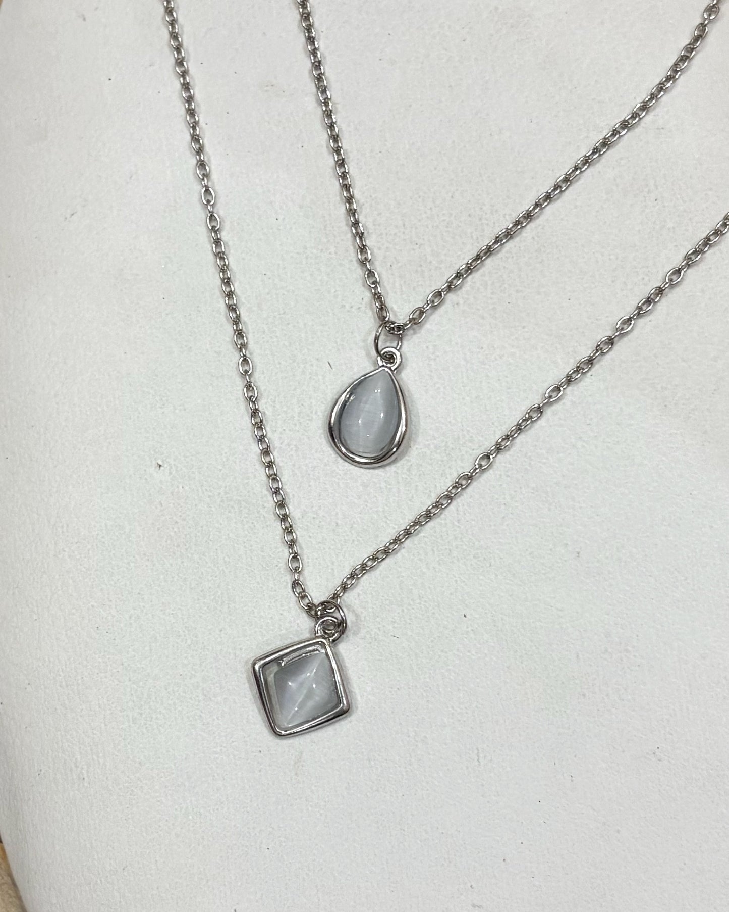 Monalisa Pendants