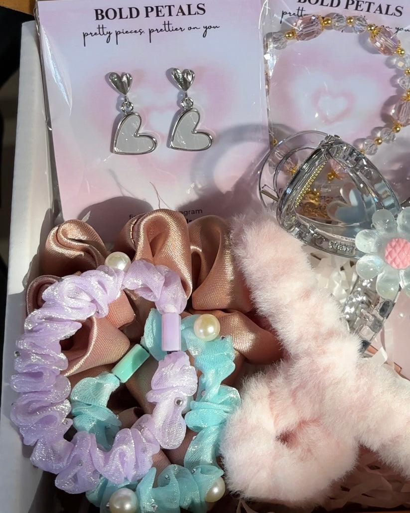 LABUBU gift combo