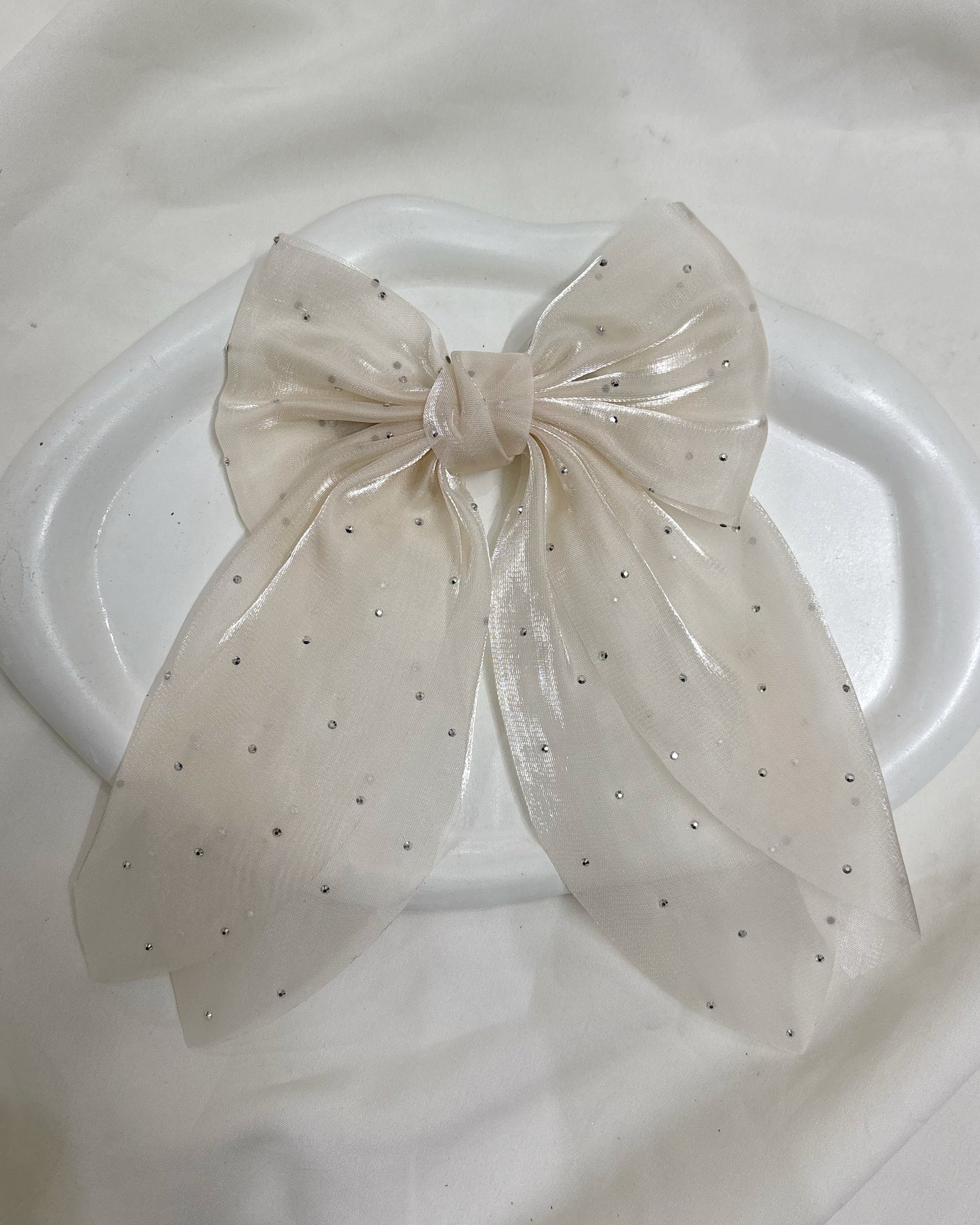 Dreamy shimmer hairbow