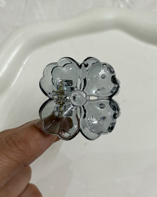 Clover claw (blue)