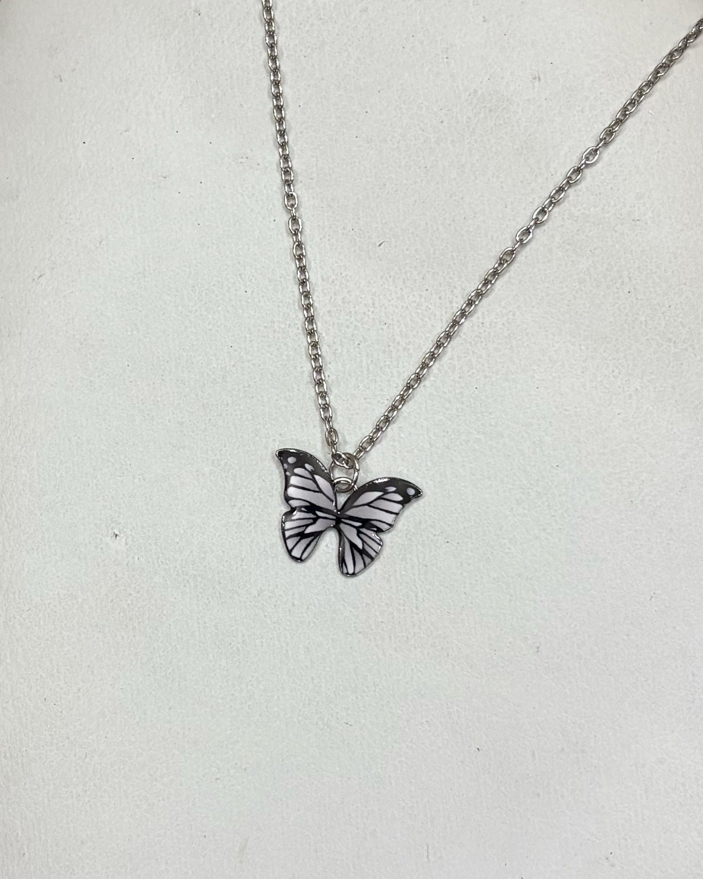 Grey flutter pendant