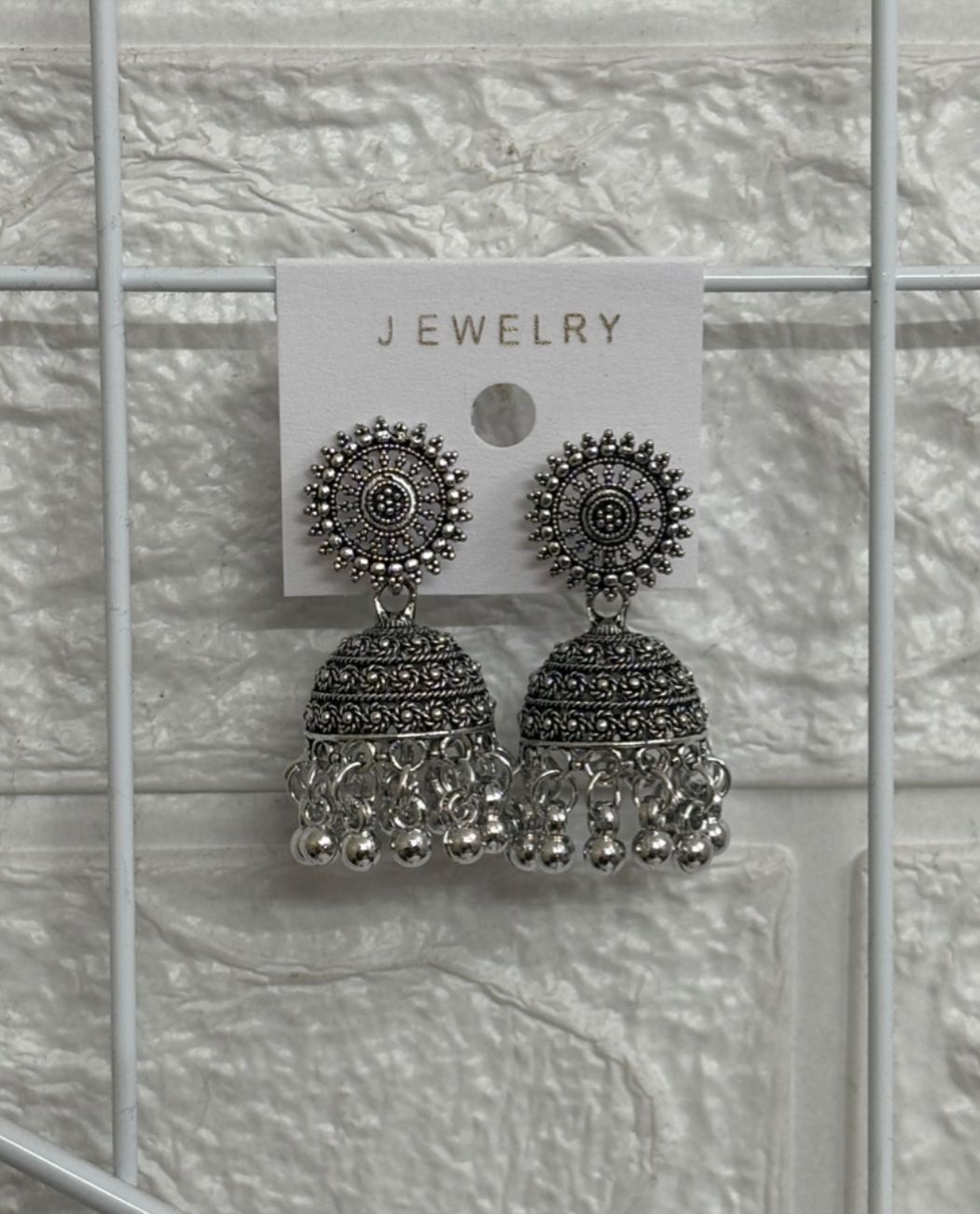 jhoomar jhumka