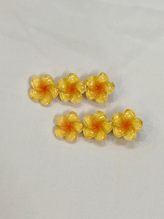 Daisy Hairclips yellow