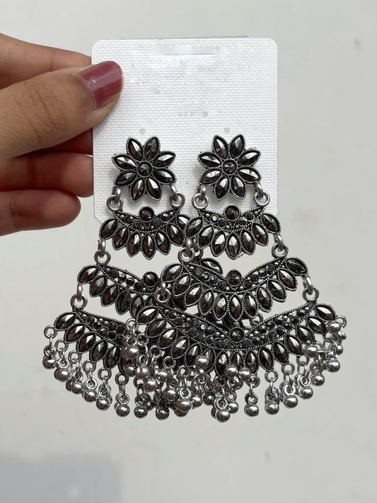 Chandelier jhumka