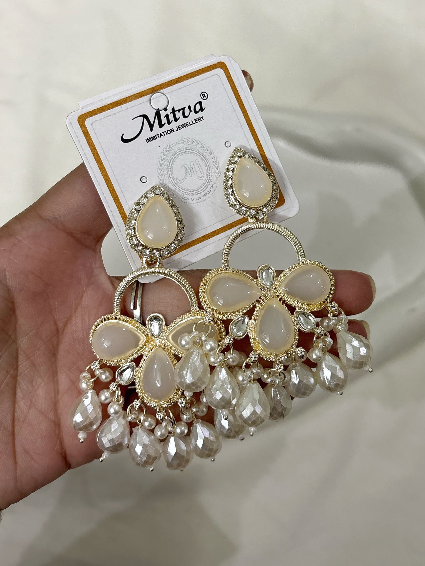 Chandni jhumka