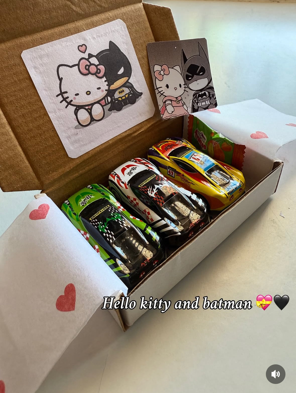 Kitty and batman keychain combo