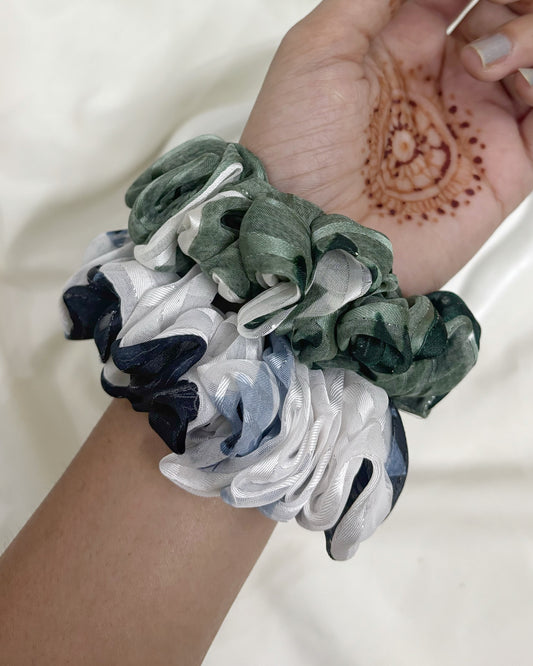 Ruffled scrunchie (set of 2)