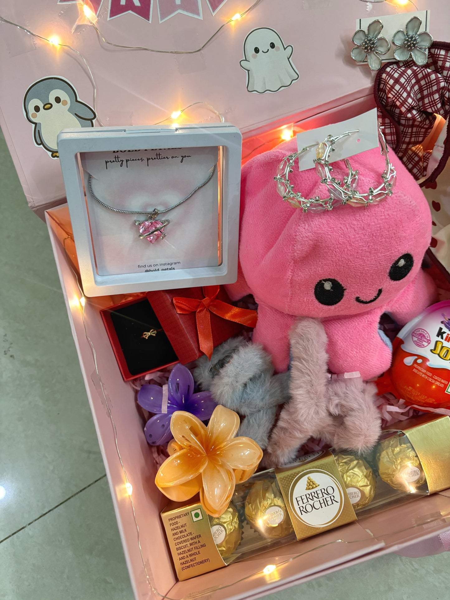 Babygirl gift hamper
