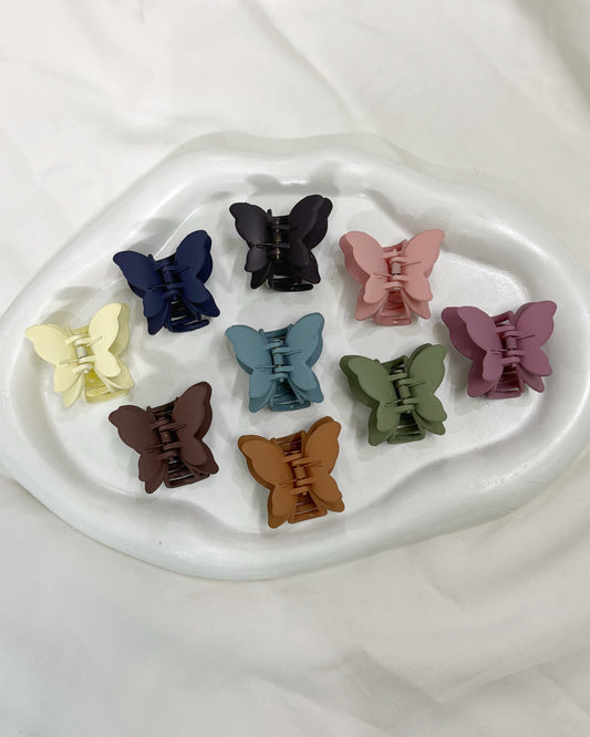 Mini butterfly claws ( 4 random colors)