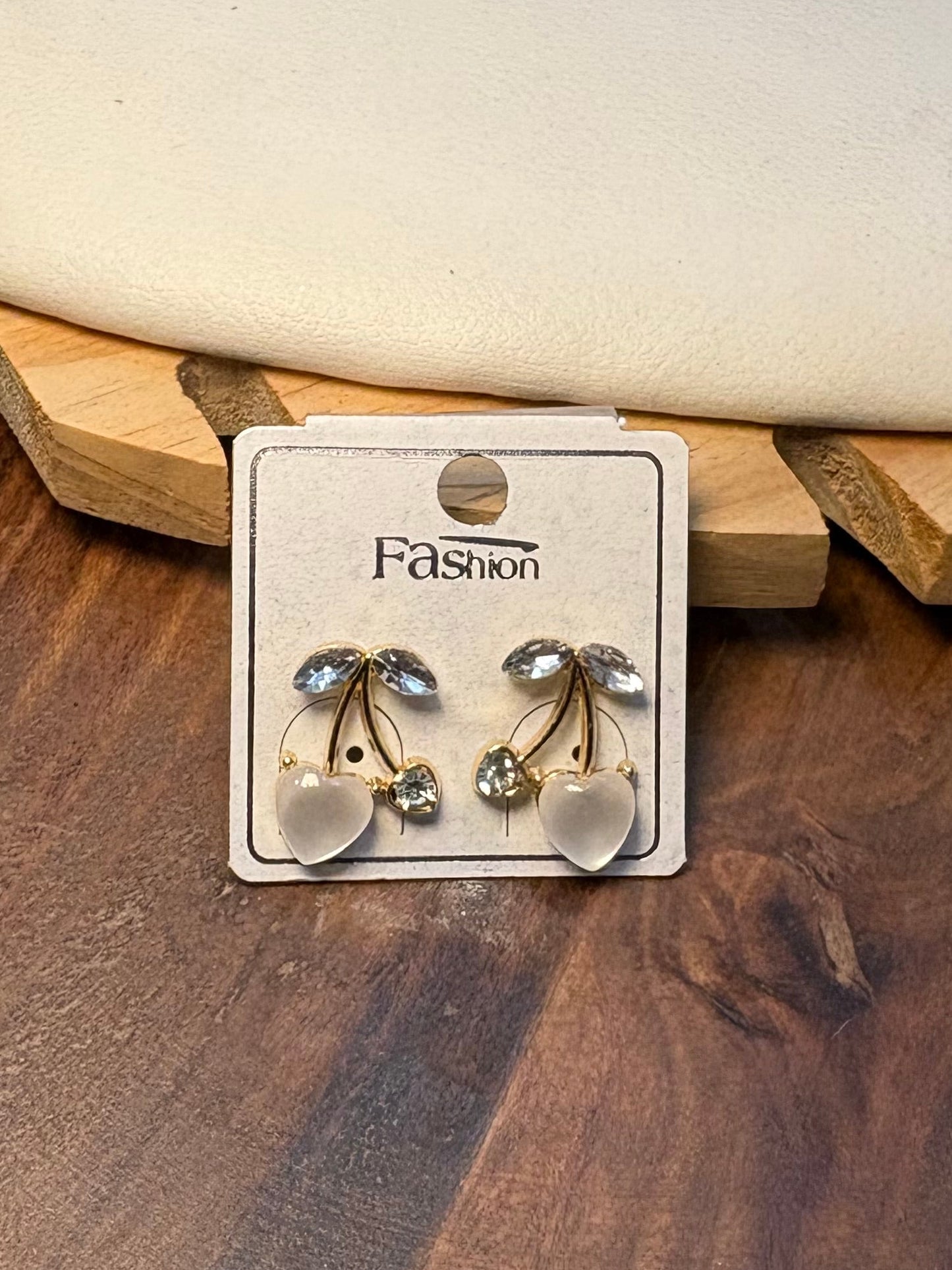 Leechie studs