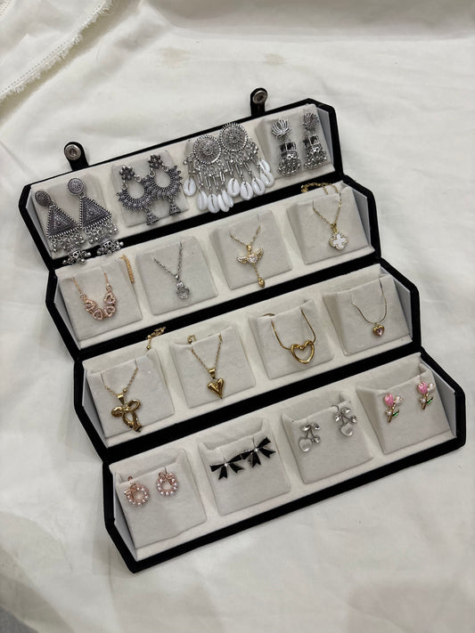 Mia gift box