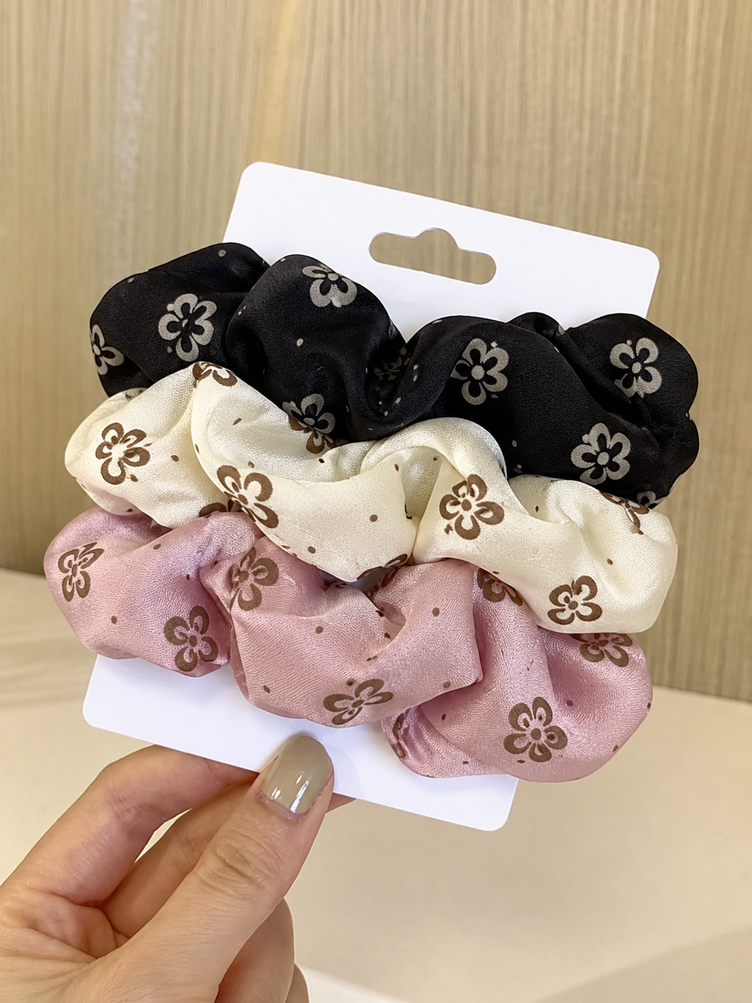 Floral scrunchie combo