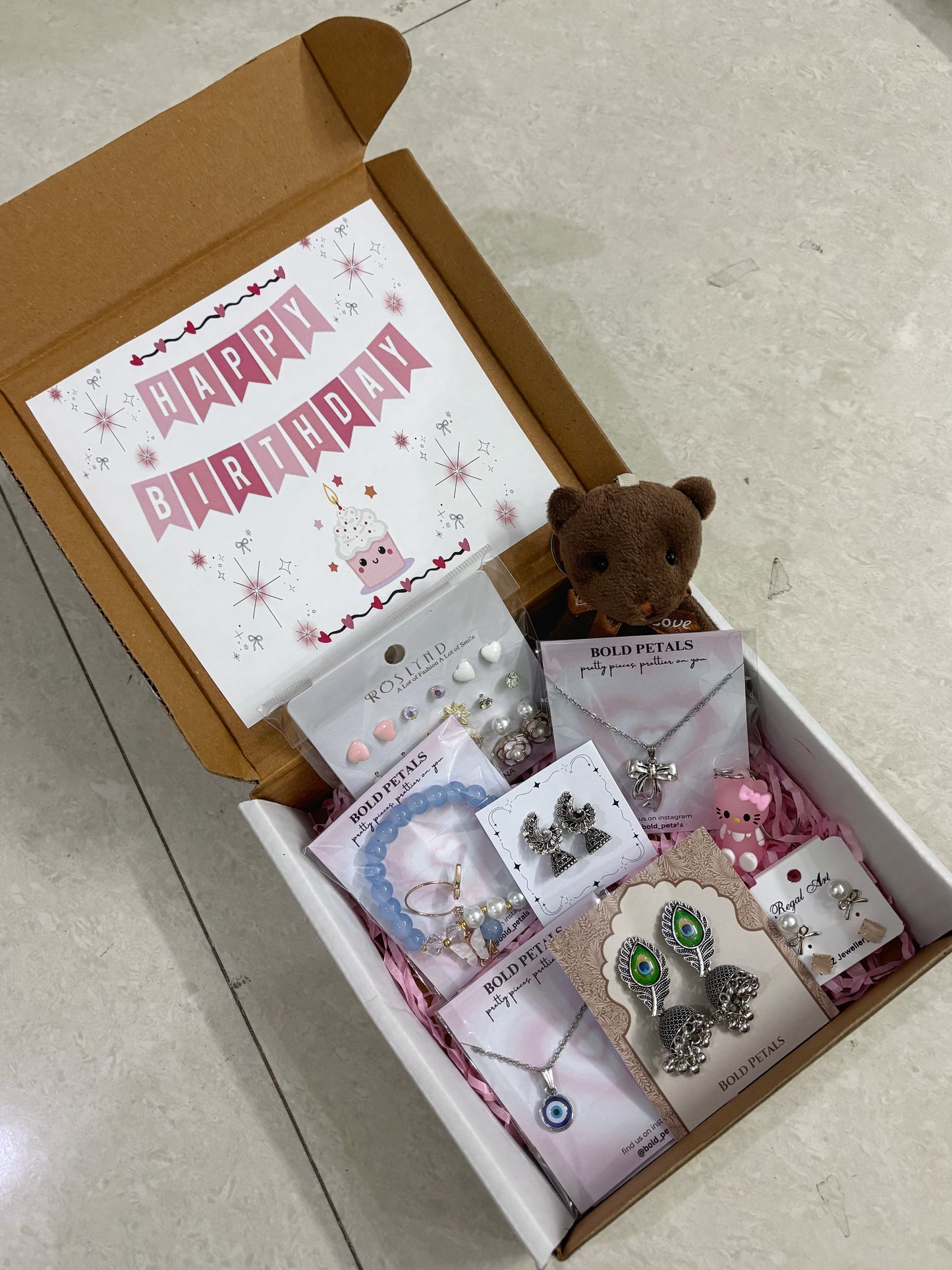 Sara’s hamper