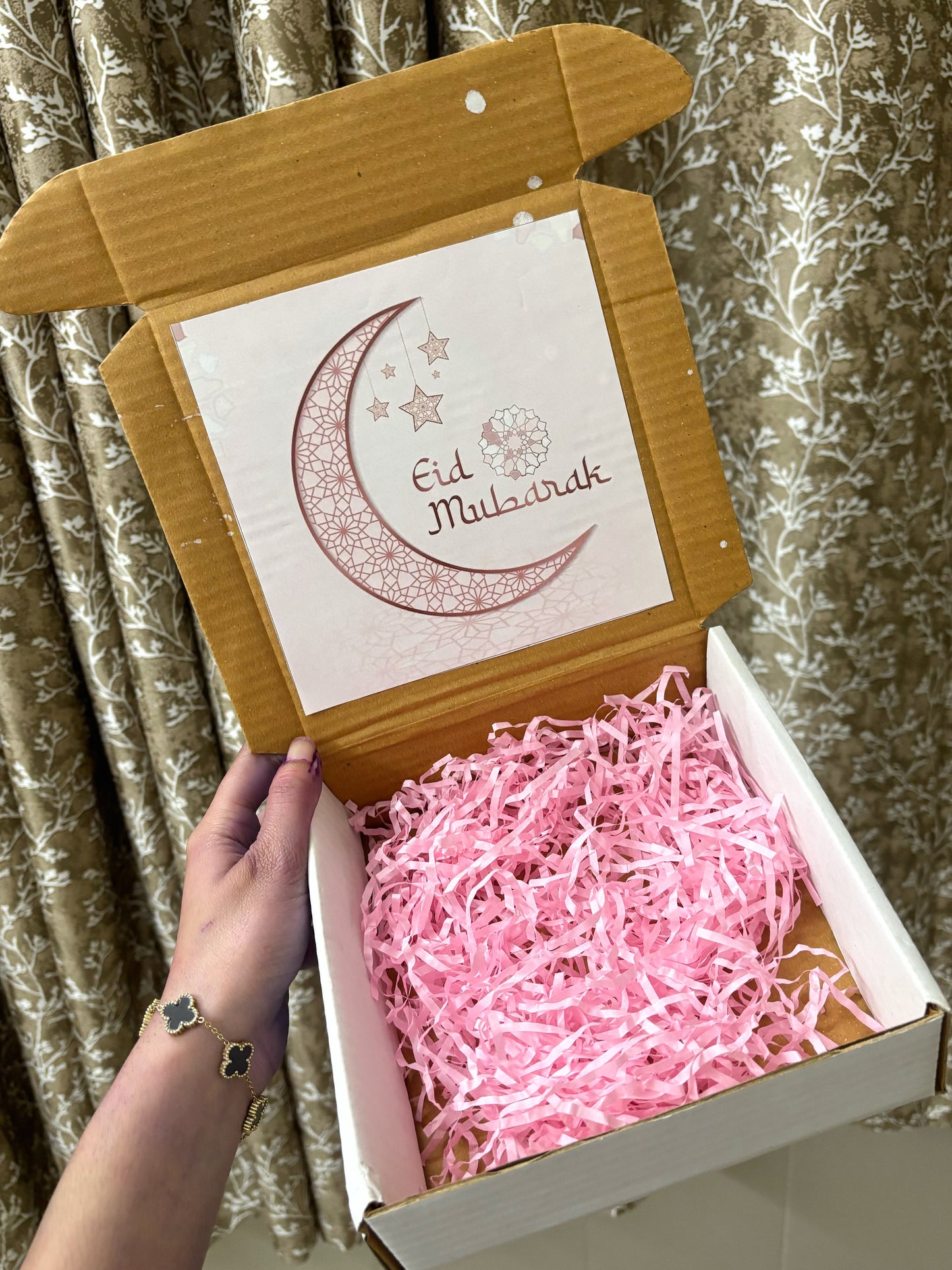 Pastel pink Eid theme