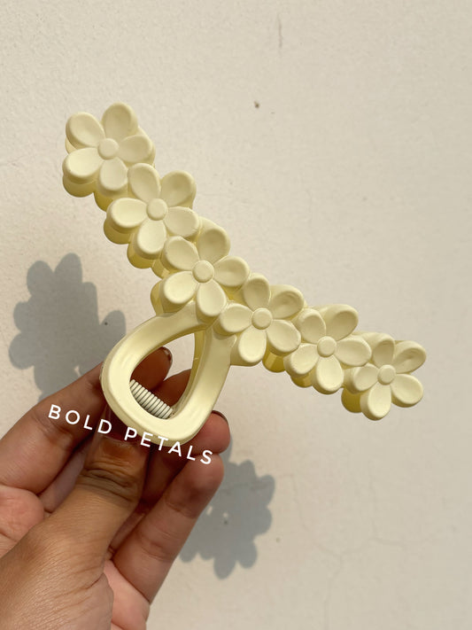 5 flower claw (beige)