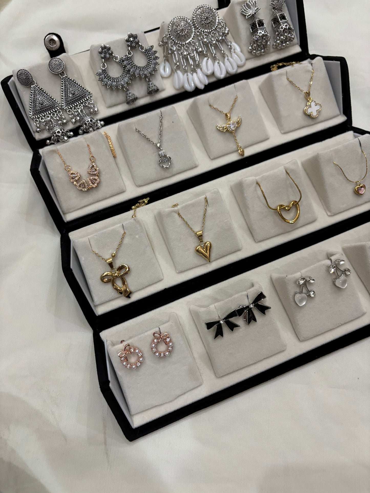 Mia gift box