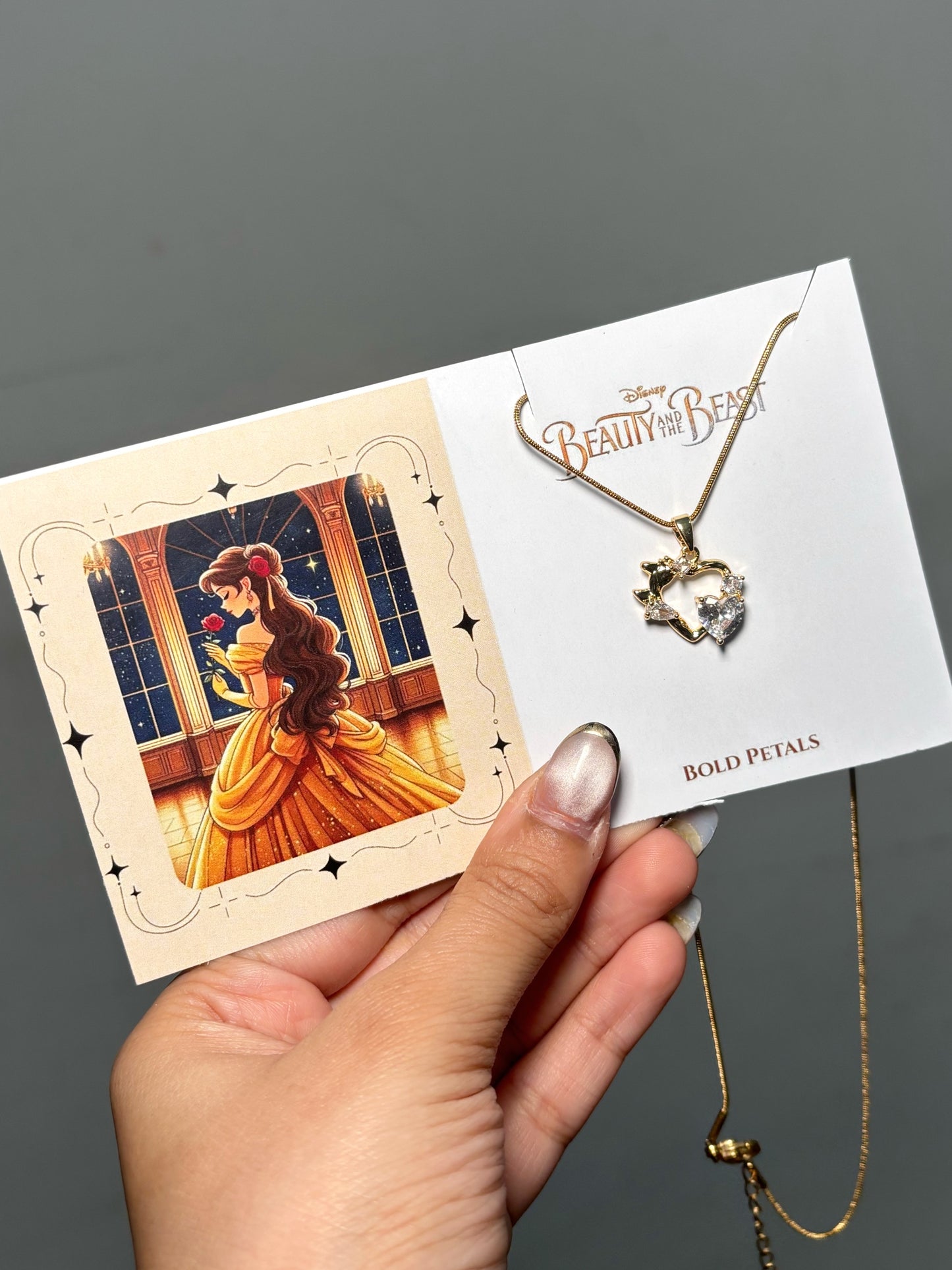 Belle pendant