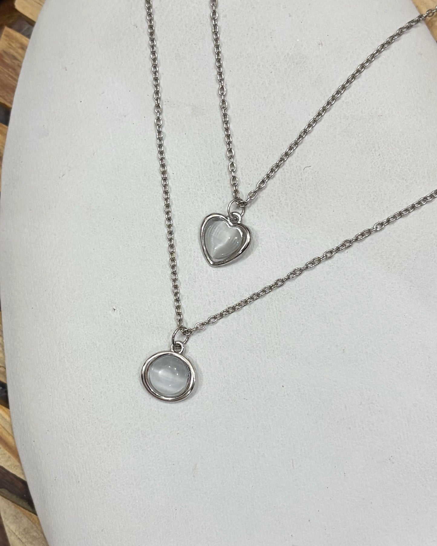 Monalisa pendant