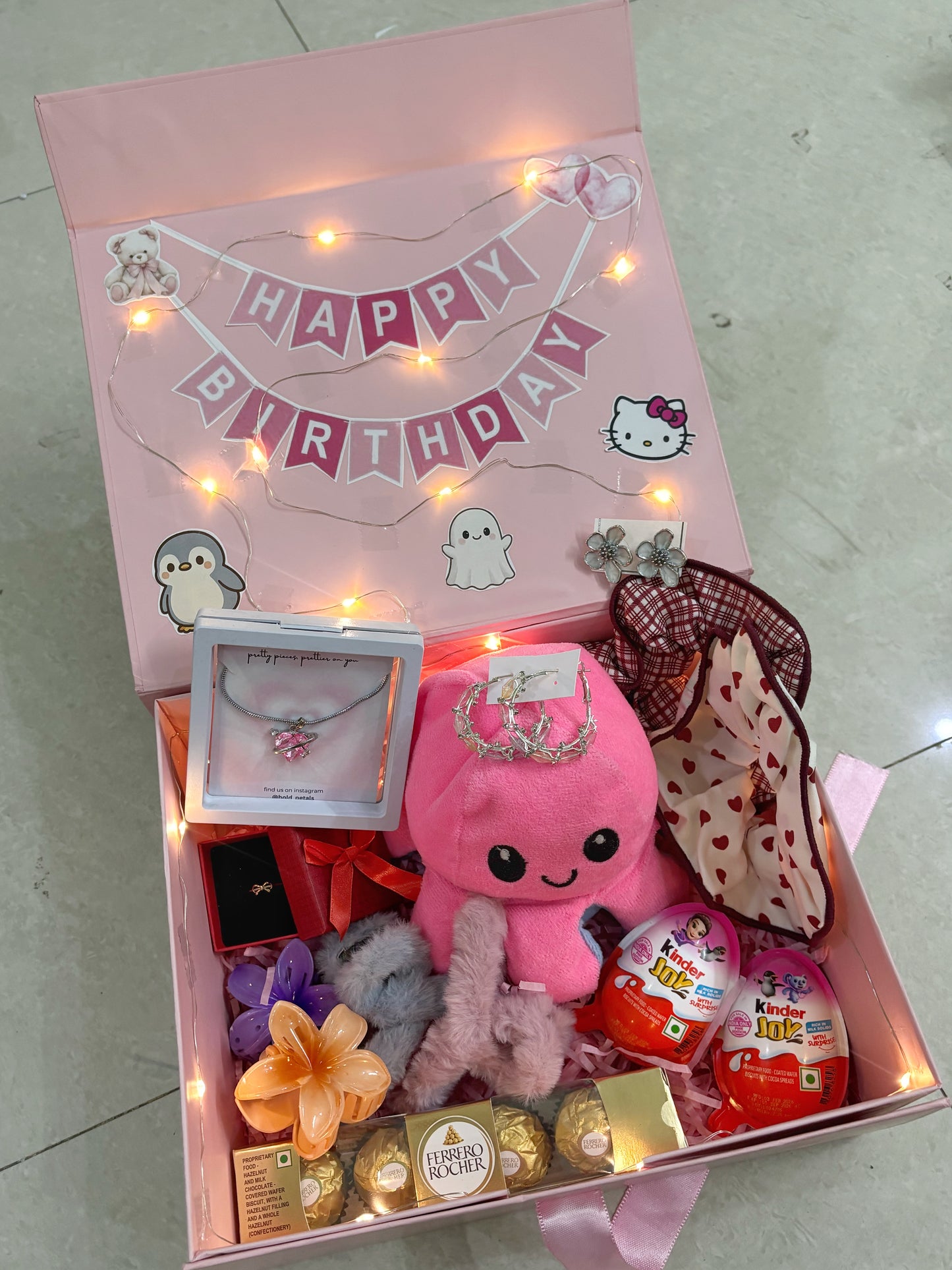 Babygirl gift hamper