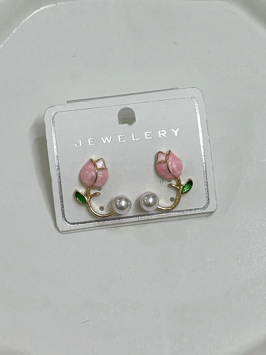 Tulip studs