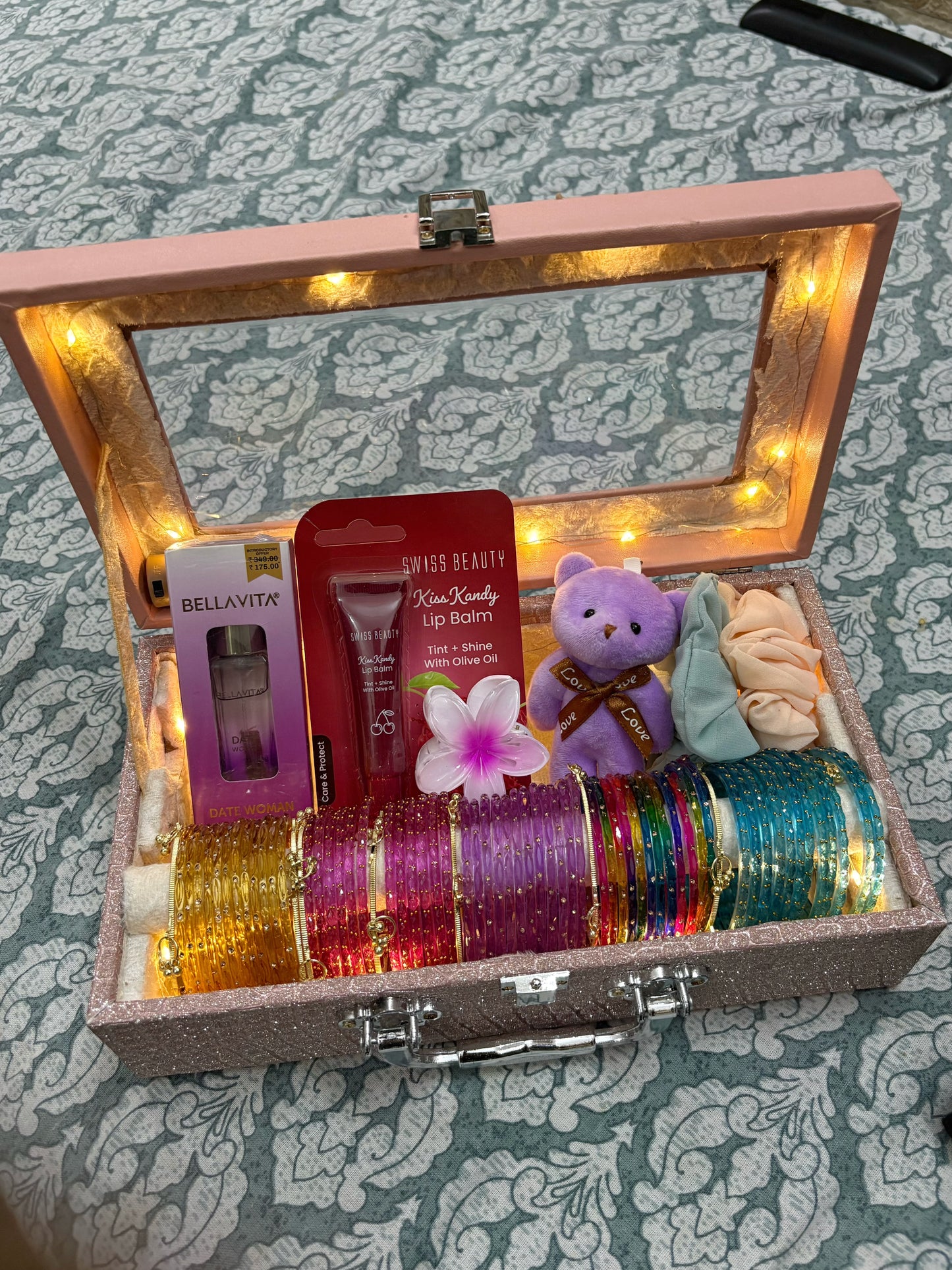 Gulabo giftbox